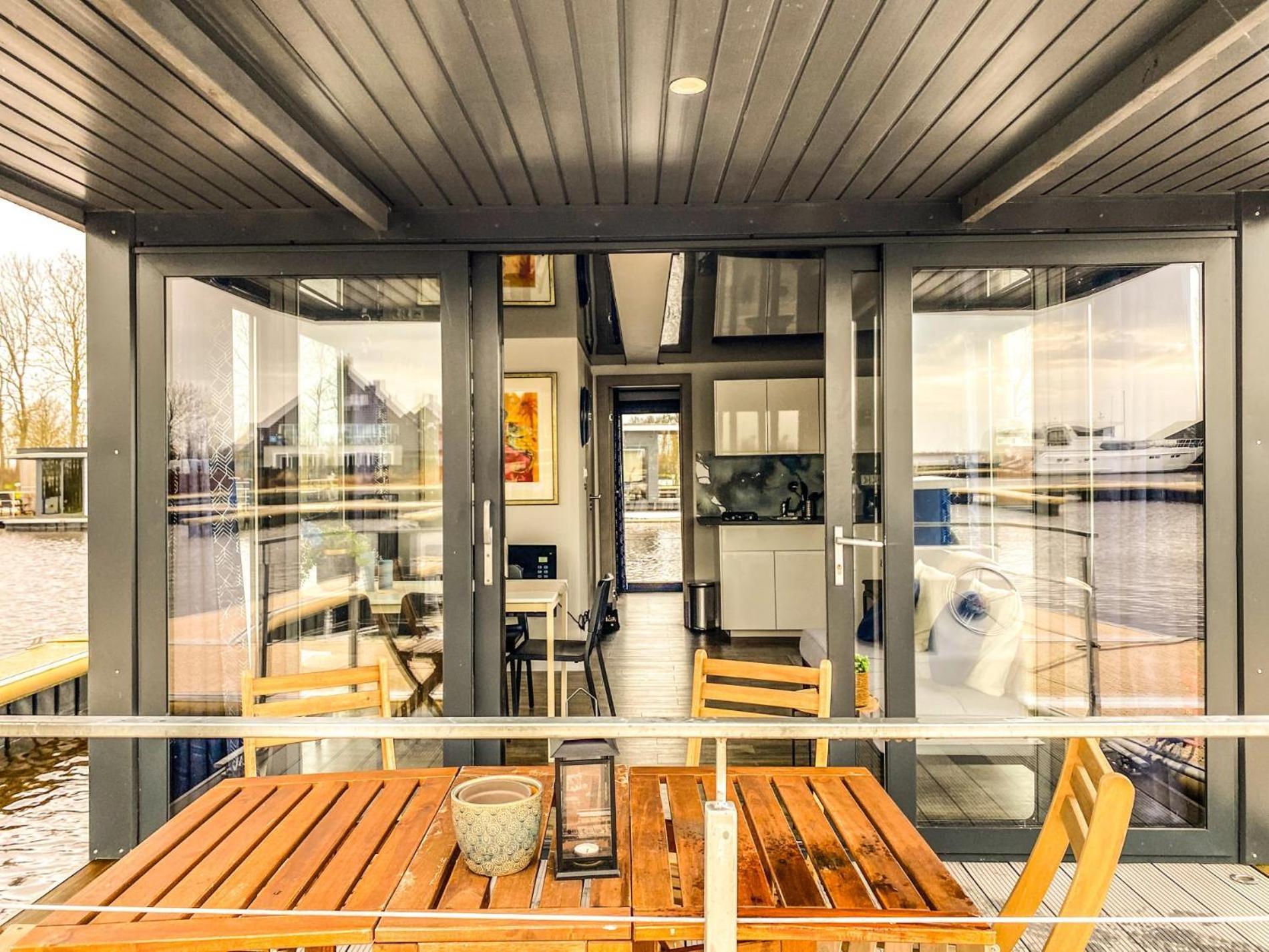 Houseboat Blue Sneekermeer Offingawier Exterior photo