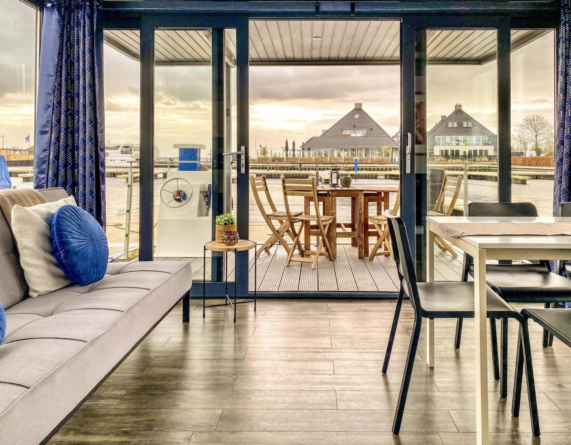 Houseboat Blue Sneekermeer Offingawier Exterior photo